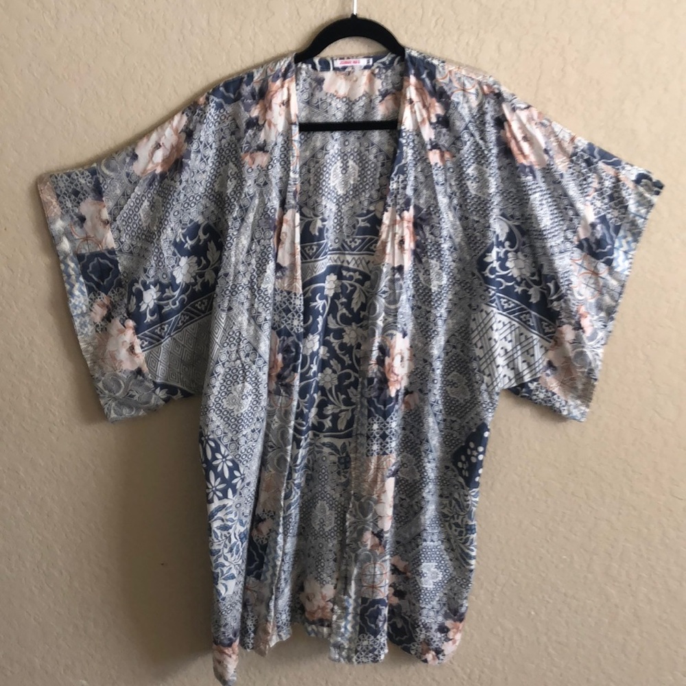 100% Silk Johnny Was Kimono